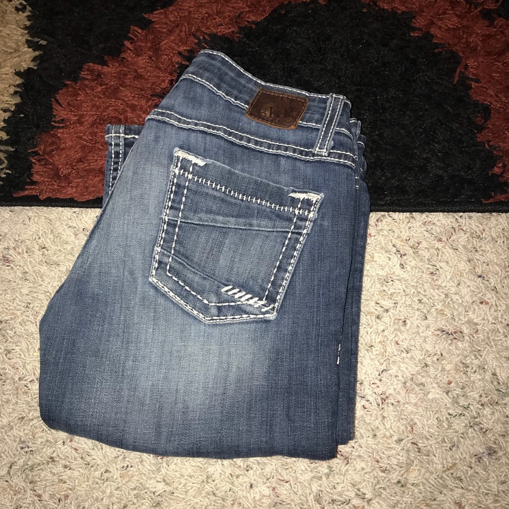 Buckle jeans